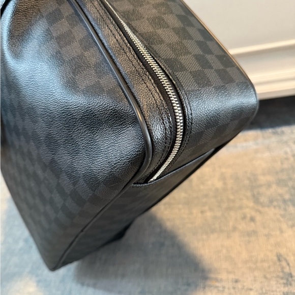 Authentic Louis Vuitton Overnight Damier Graphite - Picture 3 of 16